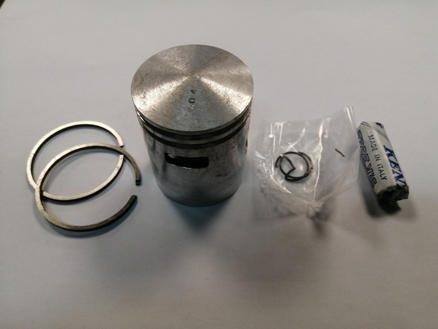 PISTONE CALIFFONE RIZZATO 122 30.00Euro Moto Tomassini srl