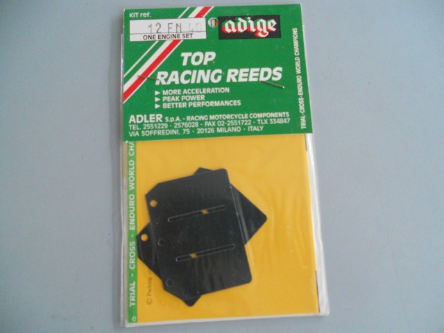 Adige LAMELLE ADIGE 24/25FN30 PER FRANCO MORINI 50CC IN FIBRA NERA SPESSORE 0,30 